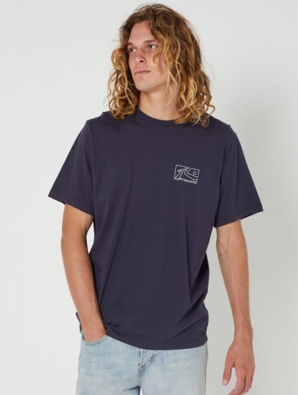 RUSTY BOXED OUT TEE NAVY